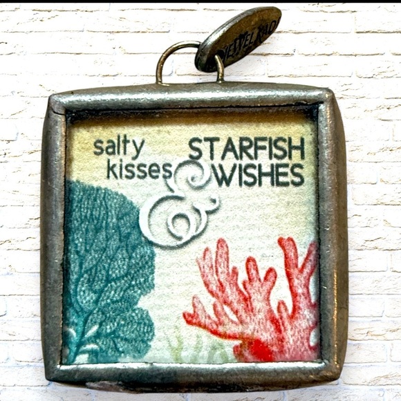 Jewel Kade pendant 1”x1” starfish/salty kisses & starfish wishes Charm - Picture 2 of 4